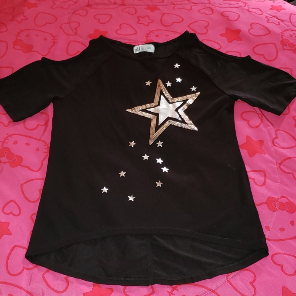 🆕️w/o tags Girl's cold shoulder tee